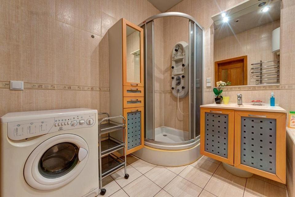 Apartments On Shota Rustaveli Kiev Eksteriør billede